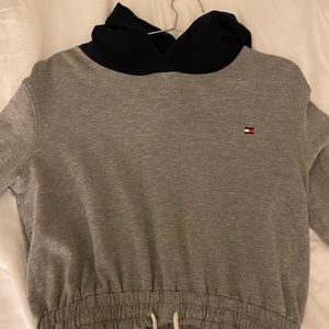 tommy hilfiger crop hoodie